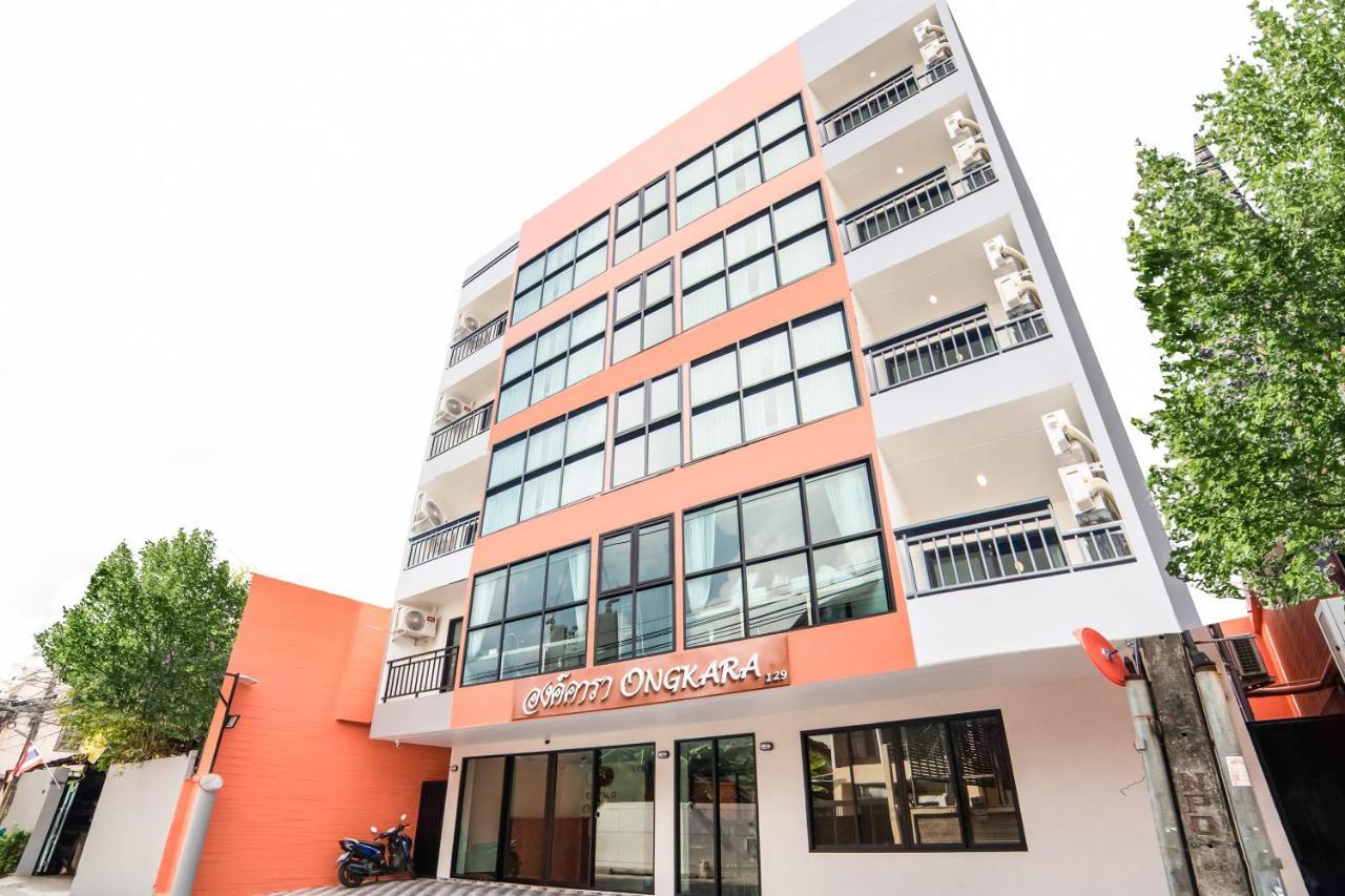 Ongkara Near Bts Thonglor Hotel Bangkok Buitenkant foto